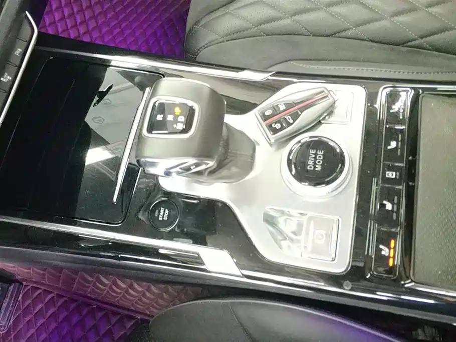 Hongqi HS5 2019 2.0T Smart Connect Enjoy Edition фото 16