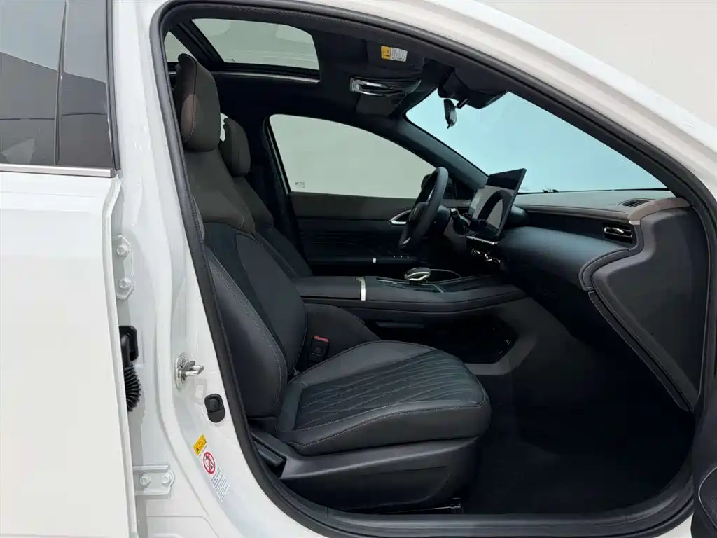 Changan Eado 2026 2025 Model Year Facelift 1.5T 500Bar Premium Edition