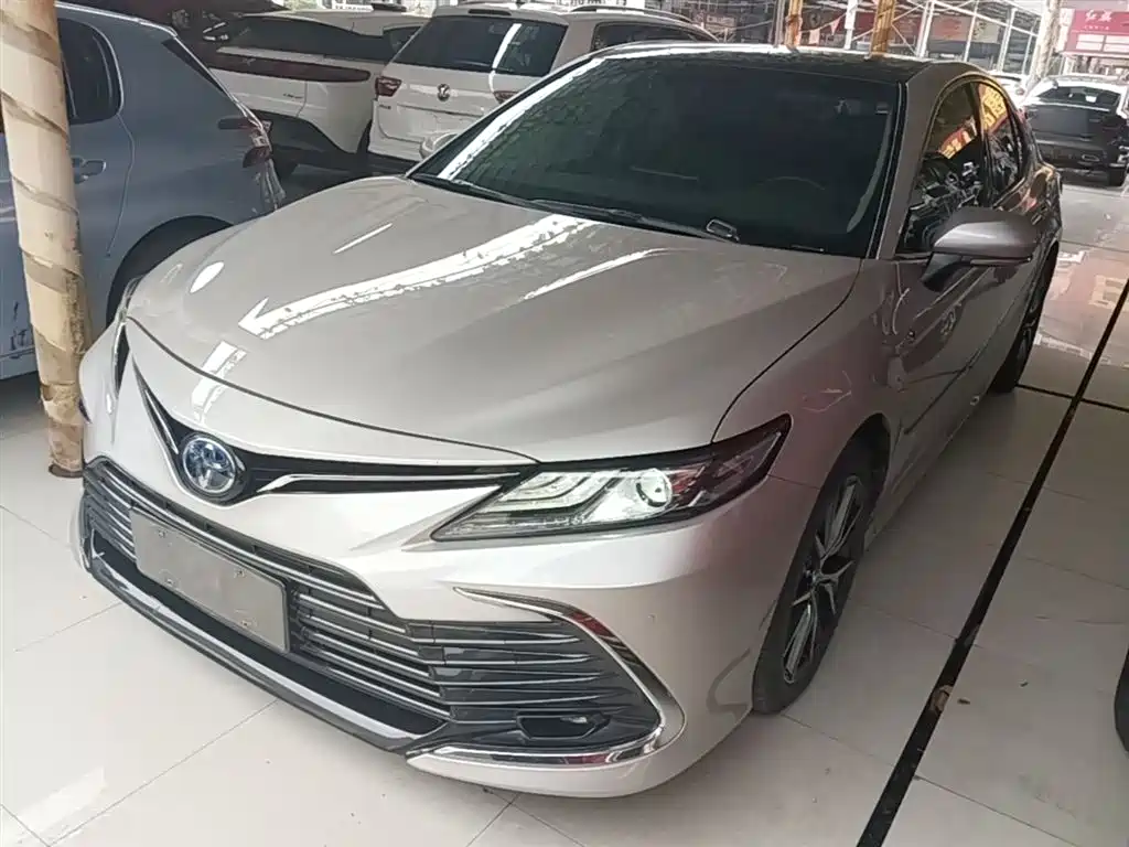 Toyota Camry 2021 Hybrid 2.5HG Luxury Edition