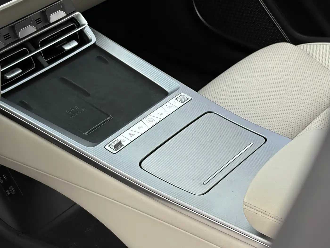 BYD Han L 2025 2025 Model DM-i 200KM LiDAR Premium