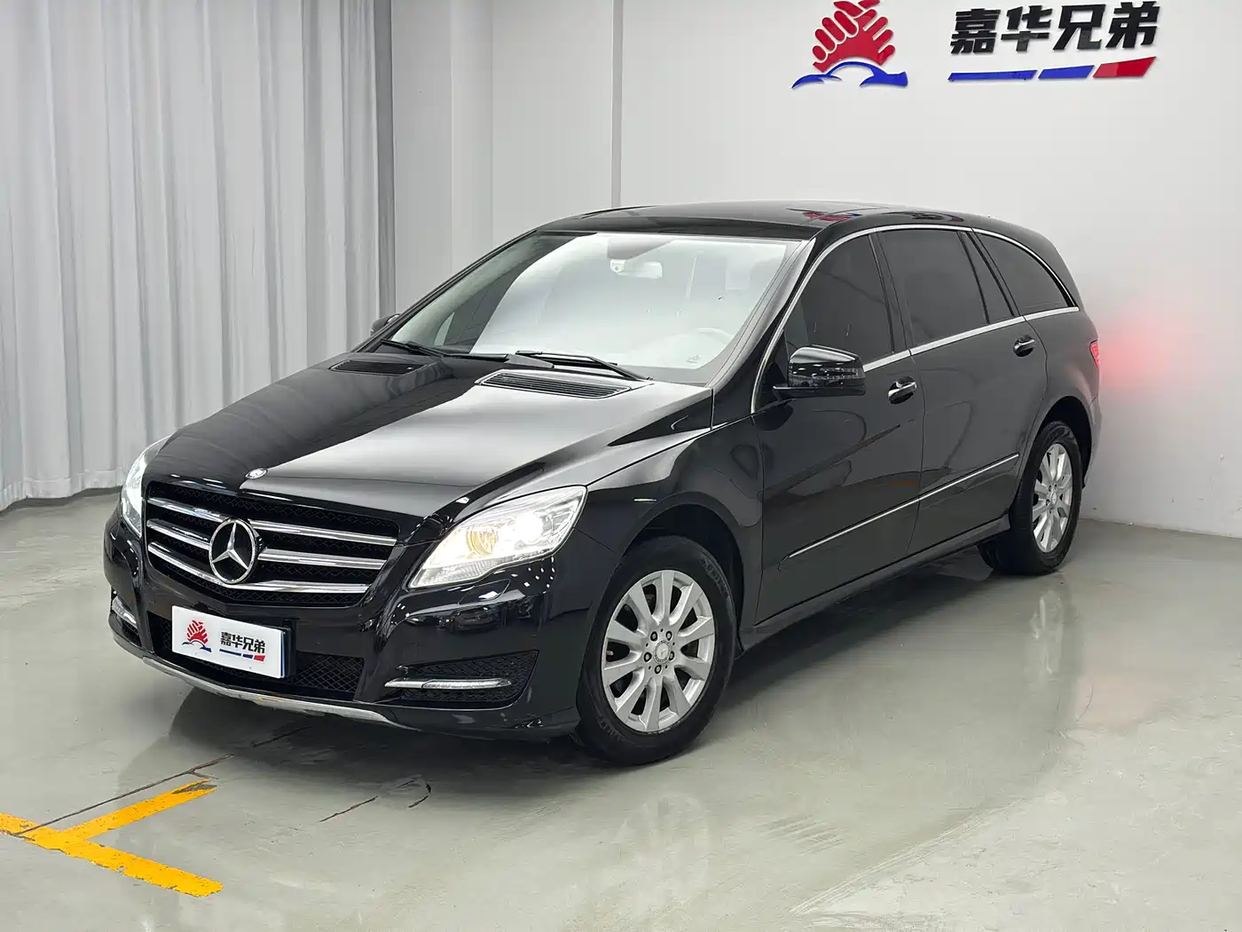 Mercedes-Benz R-Class 2015 R 320 4MATIC Luxury фото 2