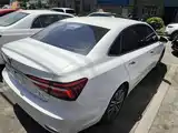 Фото 7 - Roewe i6