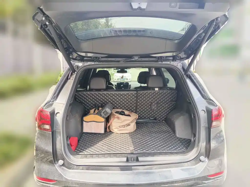 صورة 5 - Chevrolet Equinox