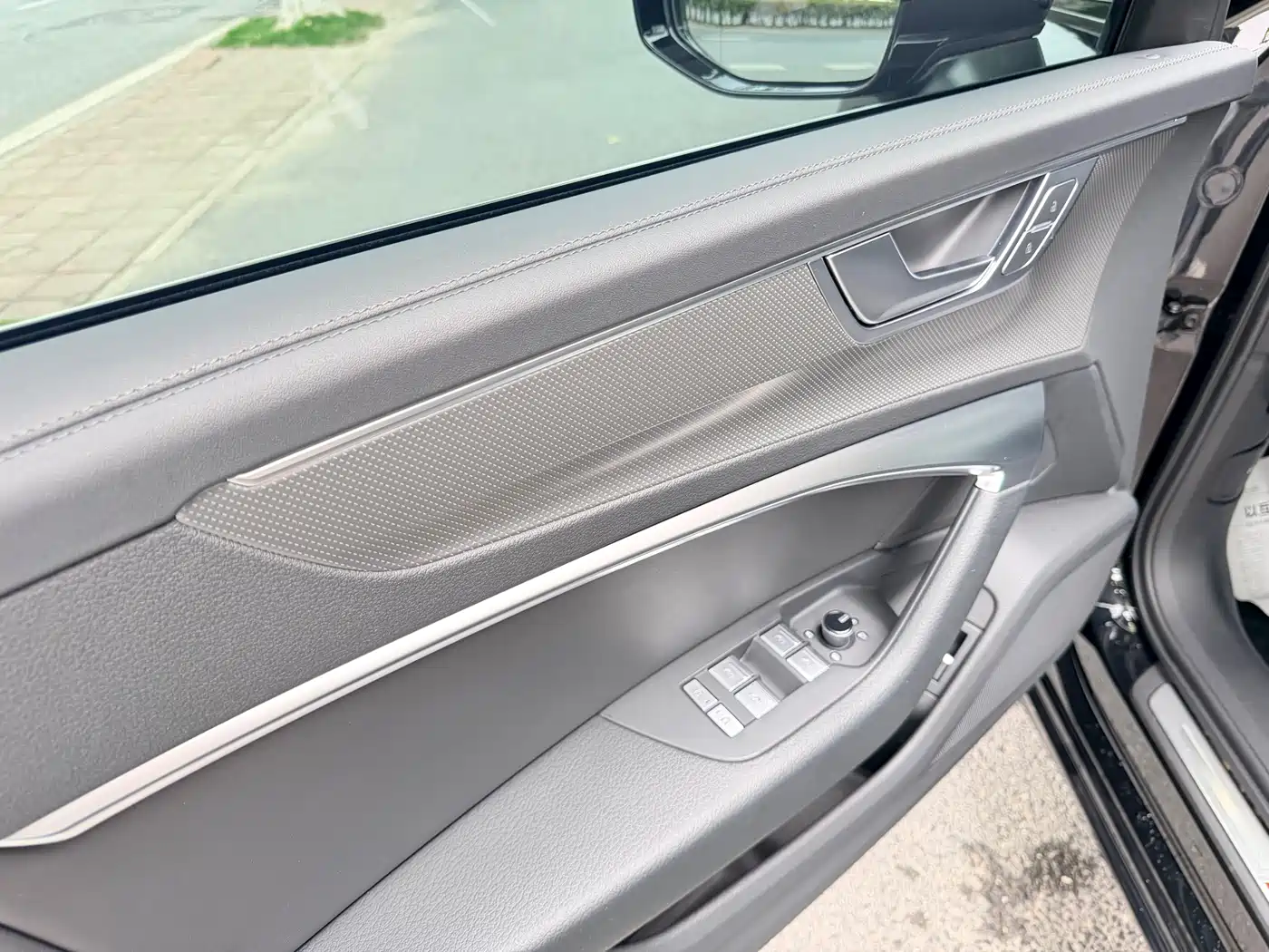 Audi A6L 2024 40 TFSI Luxury Dynamic фото 8