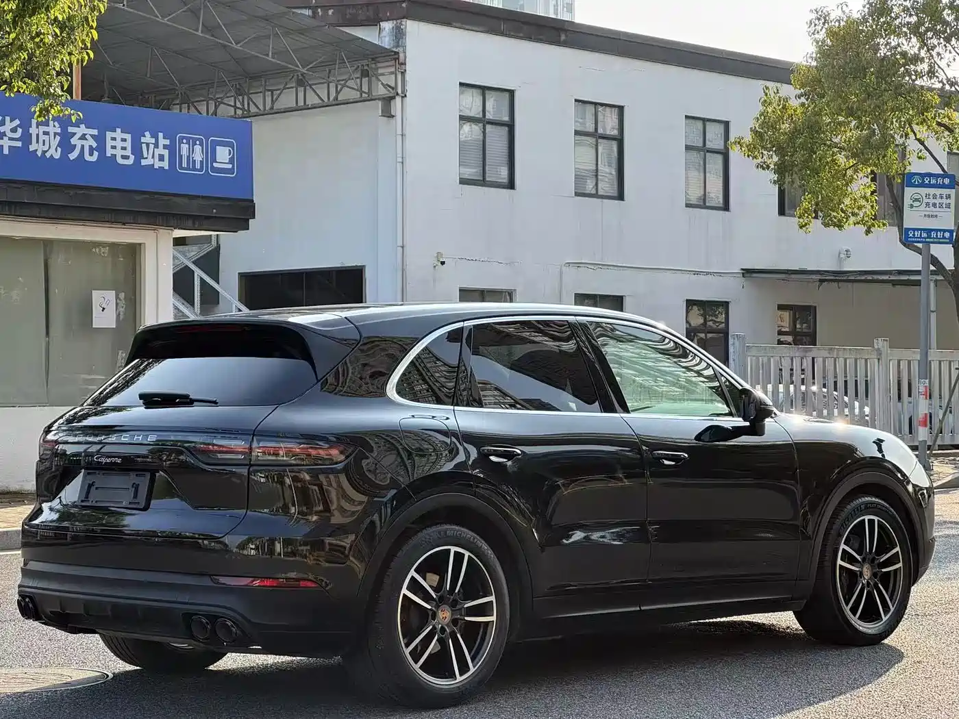Porsche Cayenne 2018 Cayenne 3.0T фото 4
