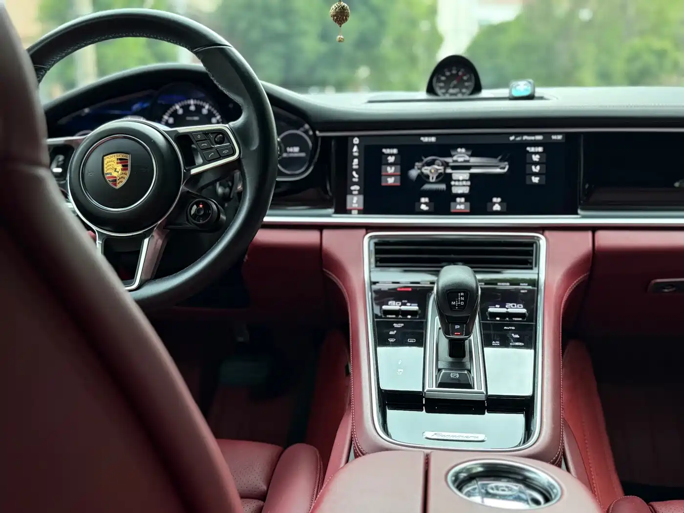 Porsche Panamera 2017 Panamera 4 Sport Turismo 3.0T фото 22