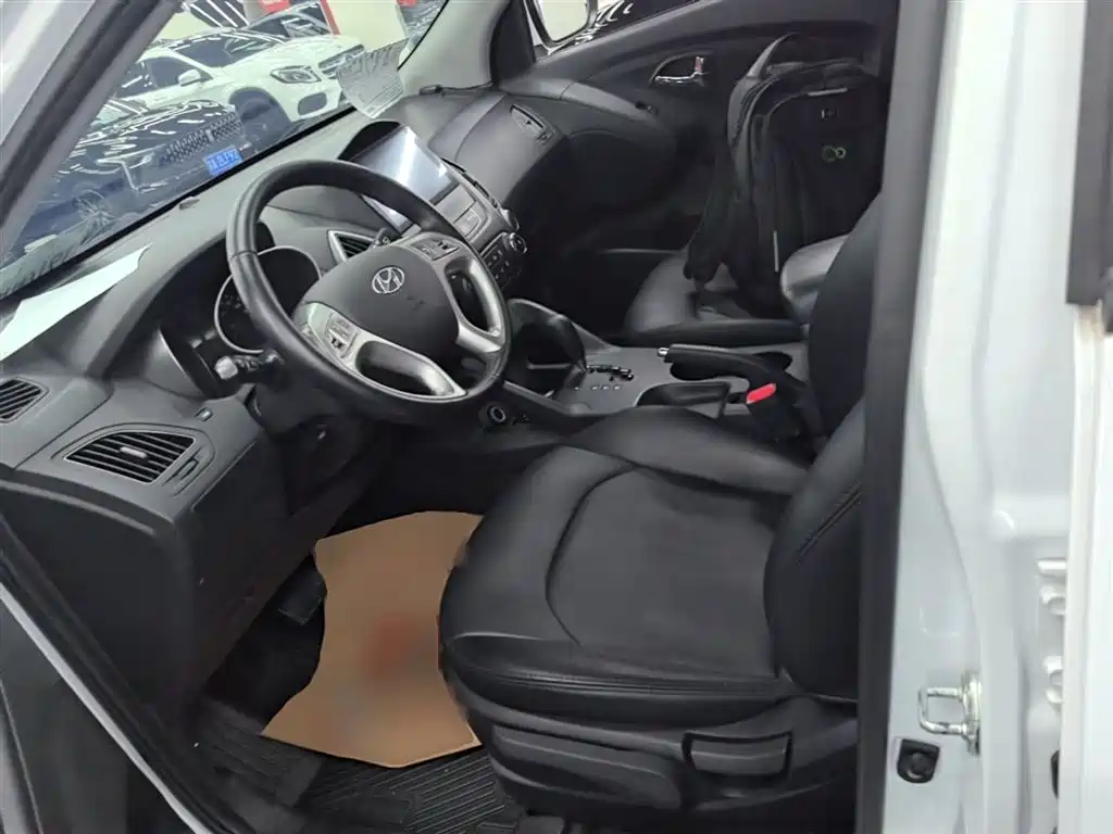 Hyundai Beijing Hyundai ix35 2015 2.0L Automatic 2WD Comfort China V фото 15