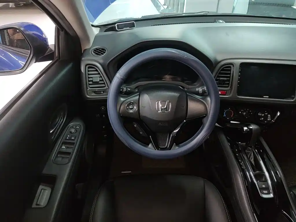 Photo 11 - Honda Vezel