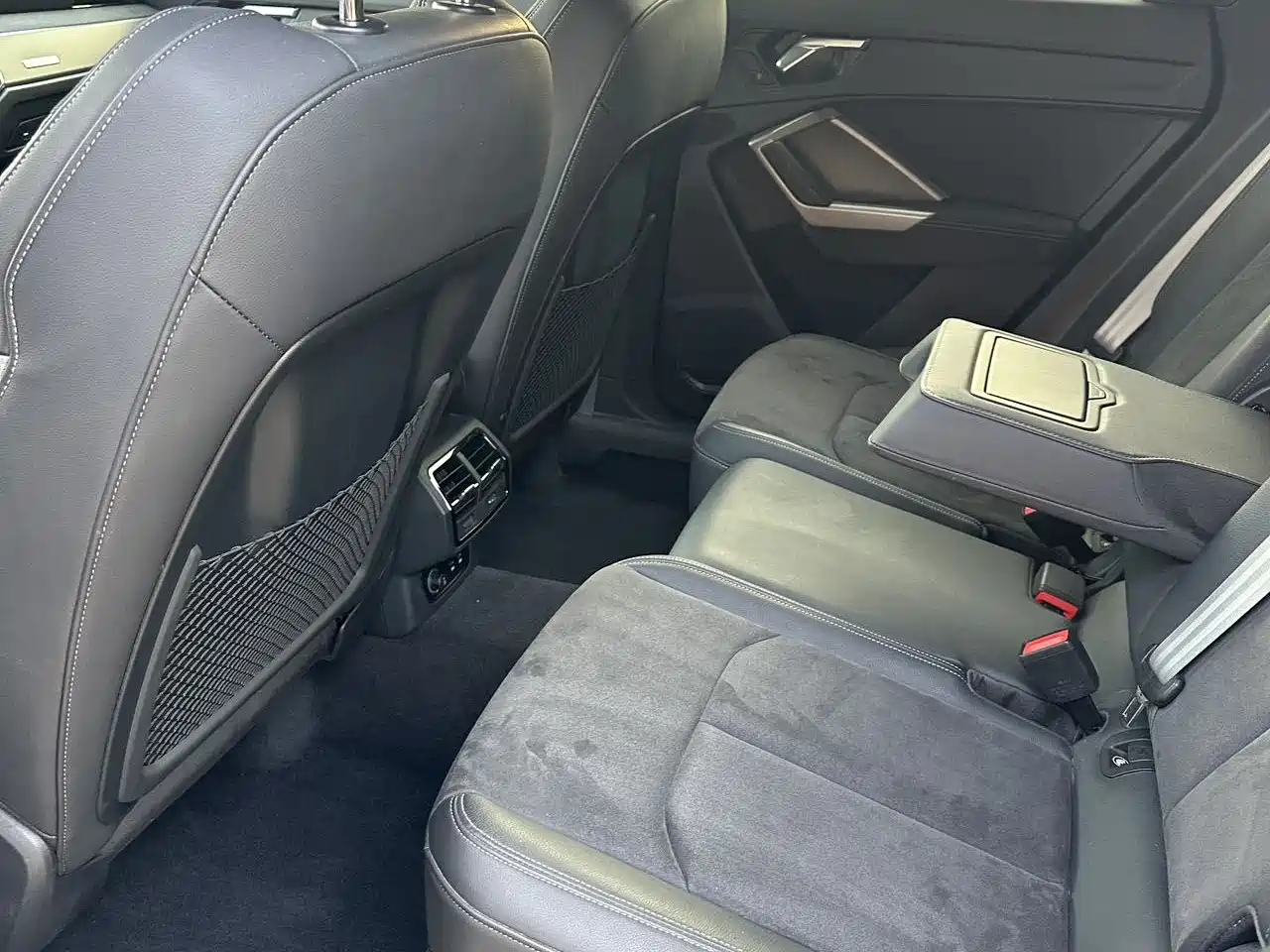 Audi Q3 2022 35 TFSI Fashion Elegance фото 11