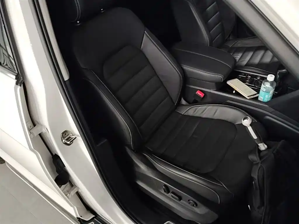 Volkswagen Teramont 2020 380TSI 4WD Luxury Edition China VI фото 25