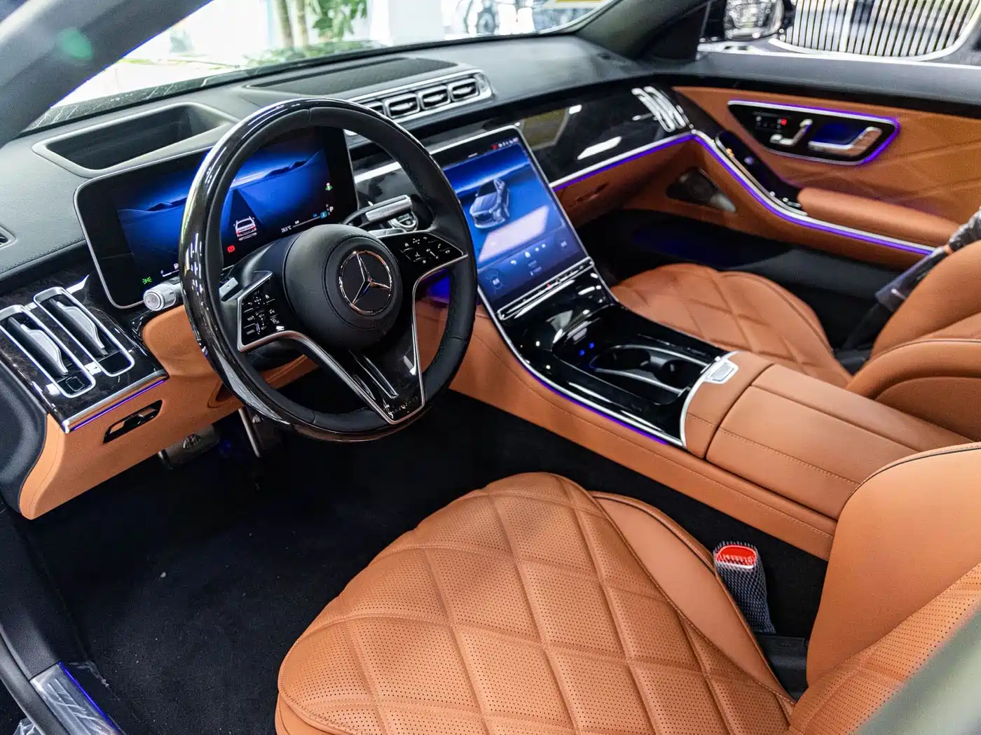 Mercedes-Benz Maybach S-Class 2025 Model S 480 4MATIC фото 8
