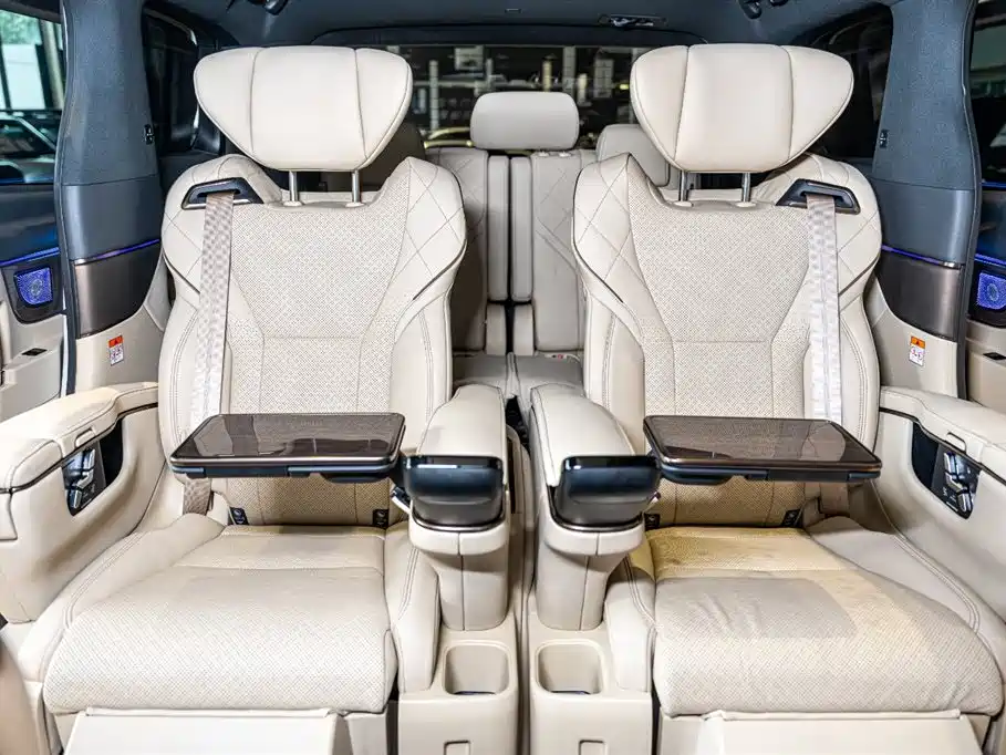 Toyota Alphard 2024 Hybrid 2.5L Ultimate Enjoyment Edition фото 13