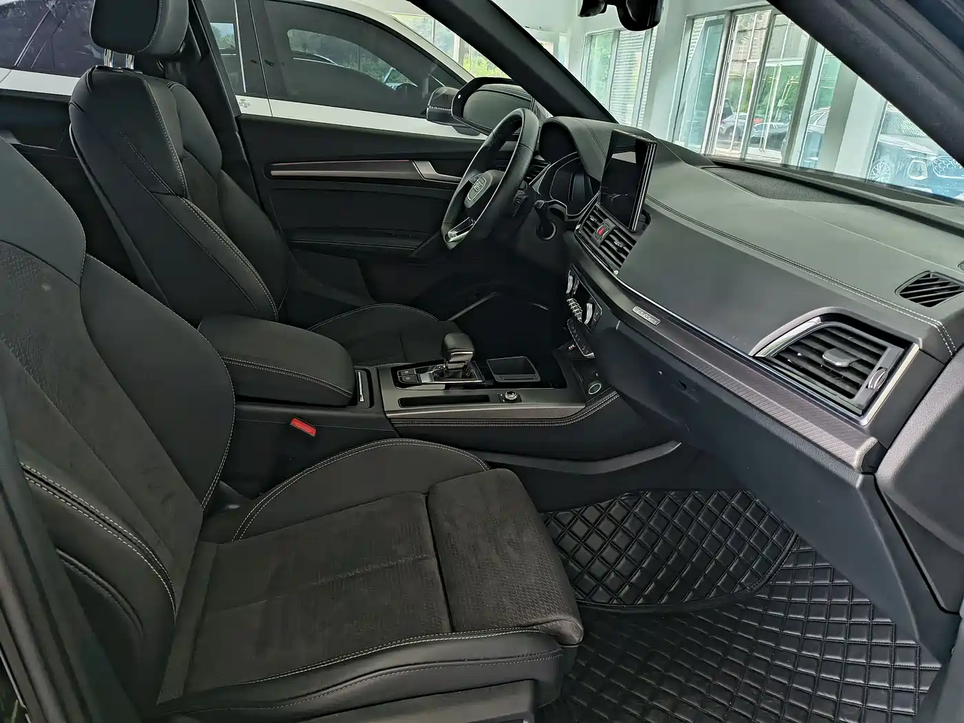 Audi Q5L Sportback 2023 2023 40 TFSI Luxury Style