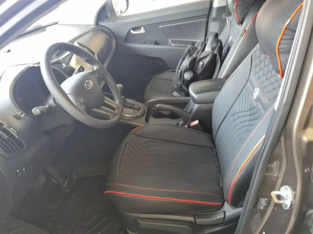 Kia Sportage 2014 2.0L Automatic 2WD GL Edition фото 15