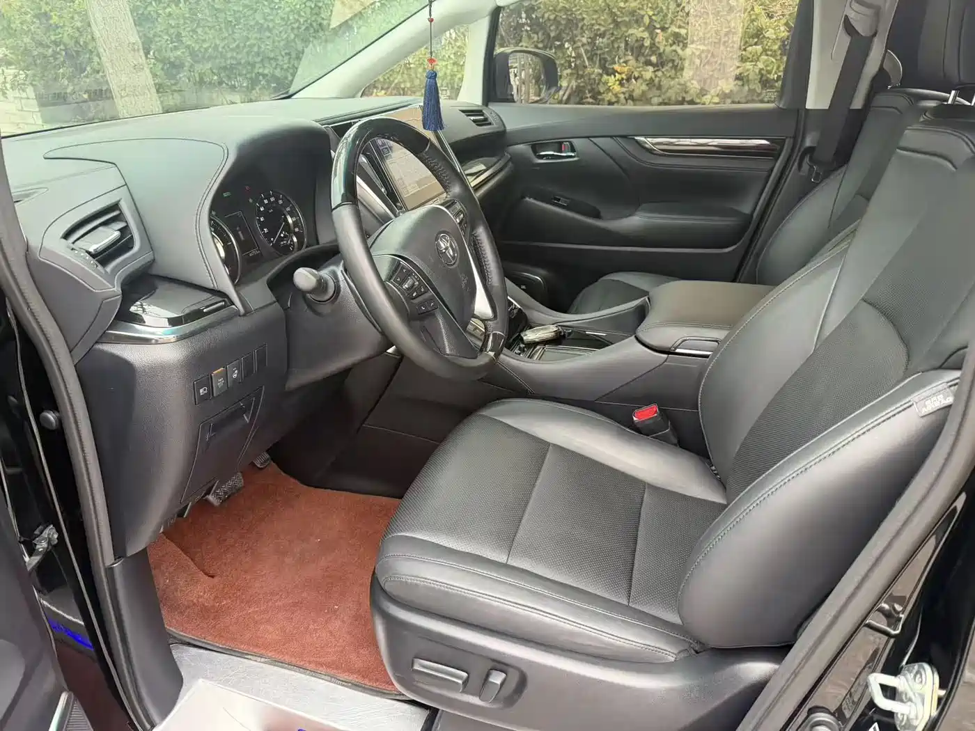 Toyota Vellfire 2023 Crown Hybrid 2.5L HV Premium фото 18