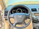 Фото 7 - Honda Accord