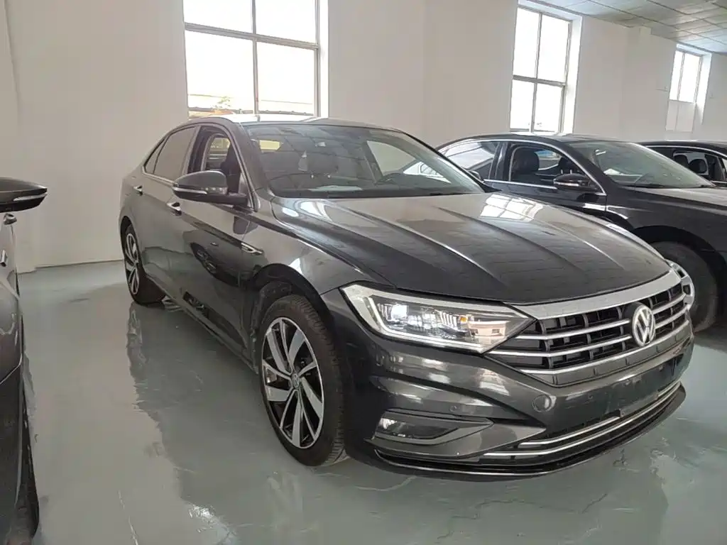 Photo 4 - Volkswagen Sagitar