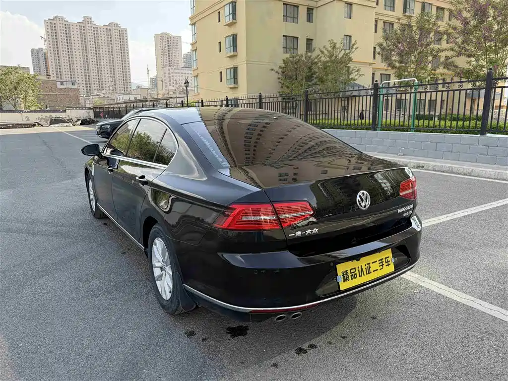 Volkswagen Magotan 2018 280TSI DSG Premium фото 17