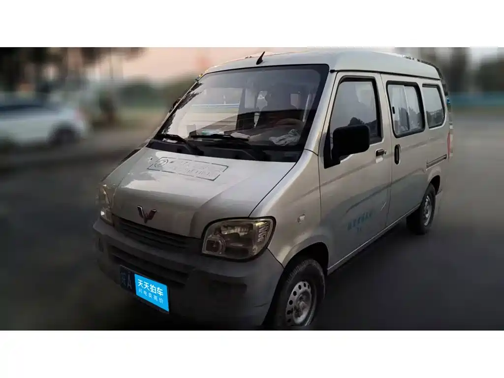 Wuling Motors Wuling Zhiguang 2013 — пригон из Китая