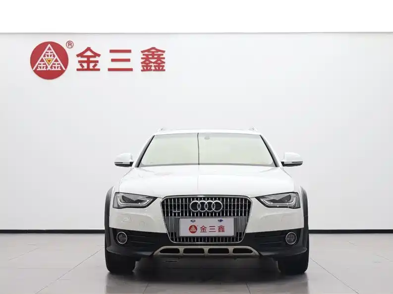 Audi A4 (Import) 2013 40 TFSI allroad quattro Comfort фото 5