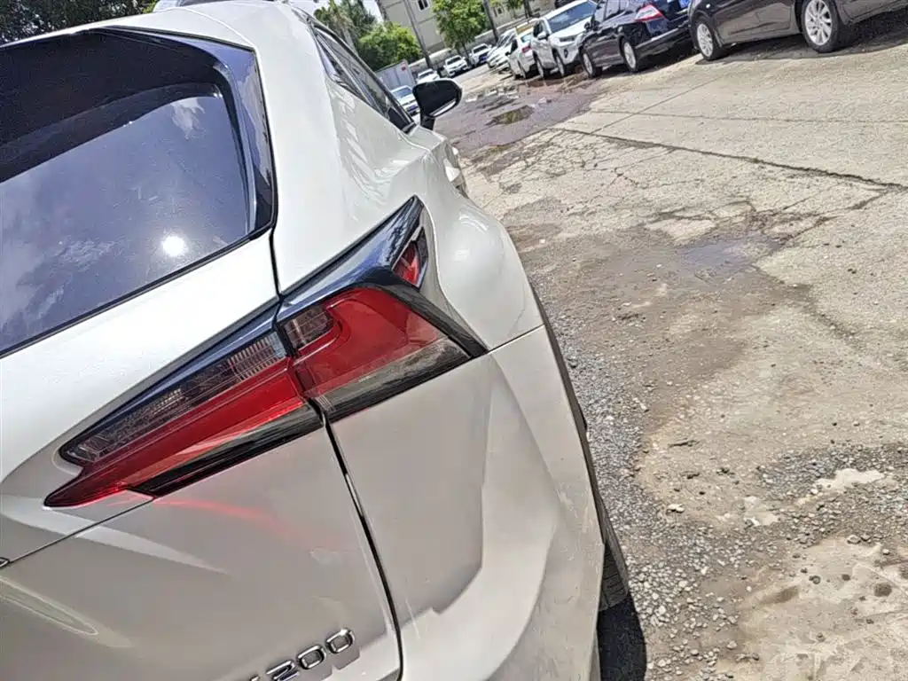 Фото 8 - Lexus NX