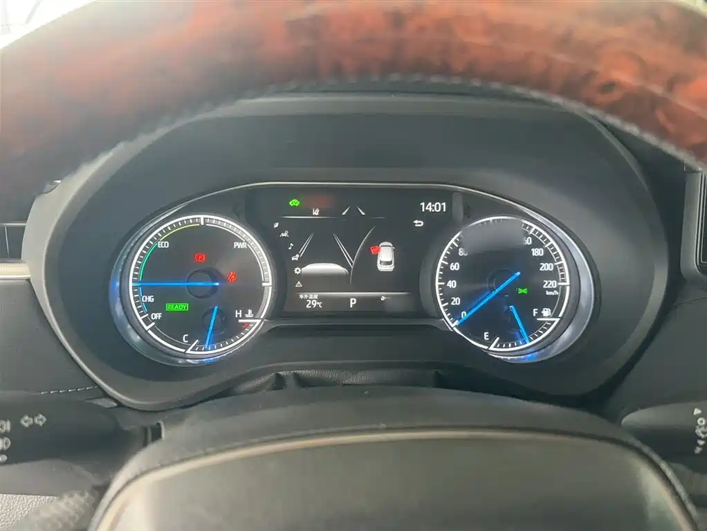 Toyota Lingfang HARRIER 2023 Hybrid 2.5L CVT 4WD Premium Edition фото 6