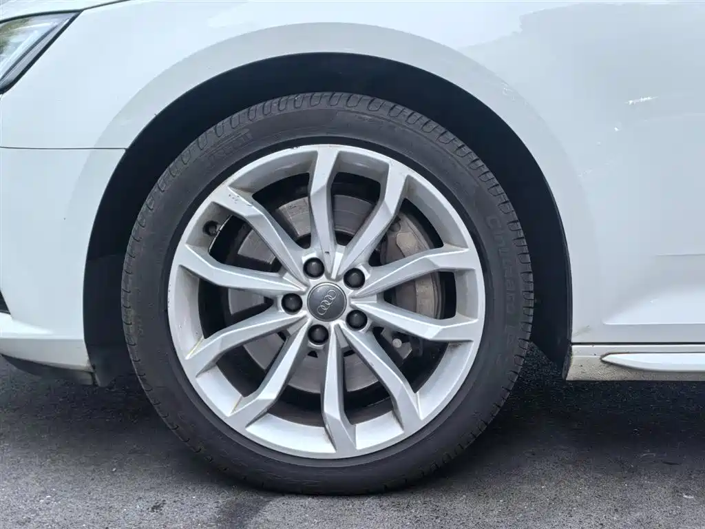Audi A4L 2017 45 TFSI quattro Style Edition фото 22