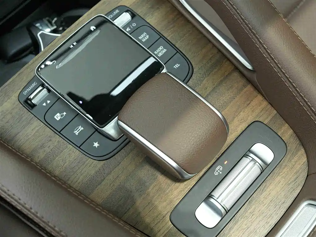 Mercedes-Benz GLE 2024 GLE 450 4MATIC Fashion фото 10
