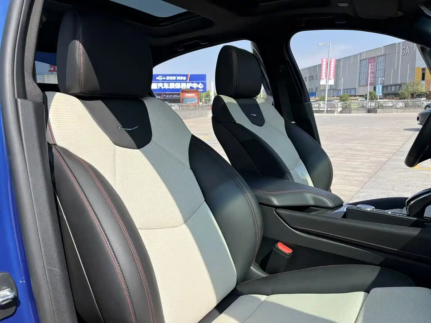 Cadillac CT5 2021 28T Platinum Edition фото 31