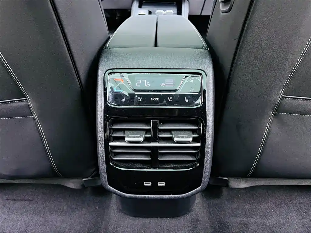 Volkswagen Magotan 2024 380TSI DSG Ultimate Edition фото 19