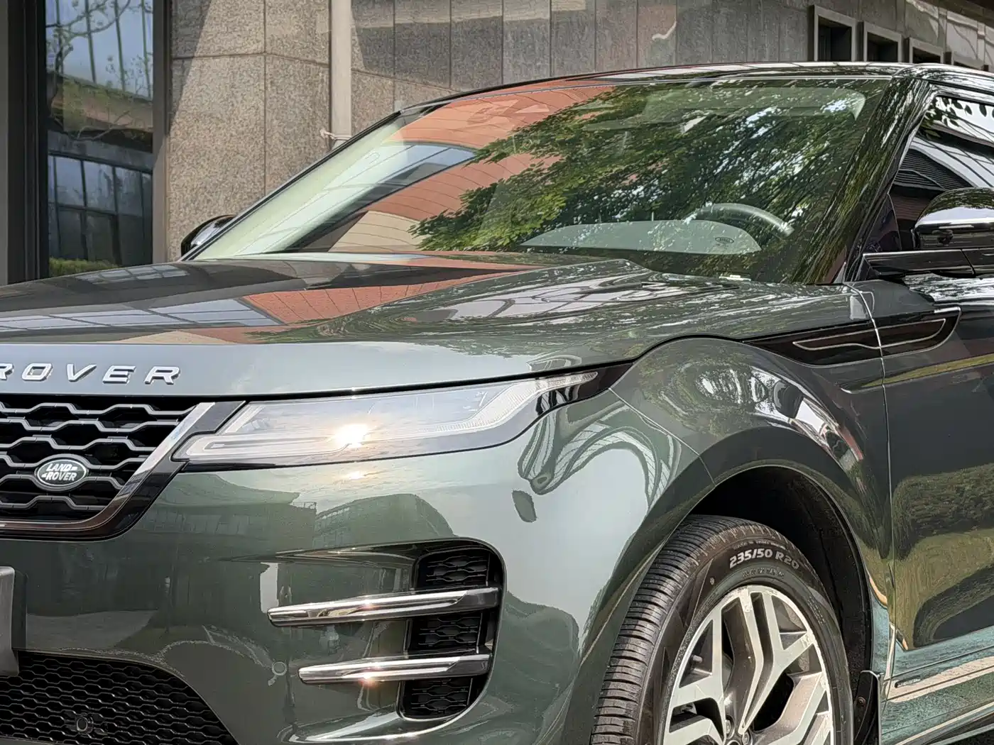 Land Rover Range Rover Evoque 2021 Range Rover Evoque L 249PS R-Dynamic First Edition Launch Edition фото 8