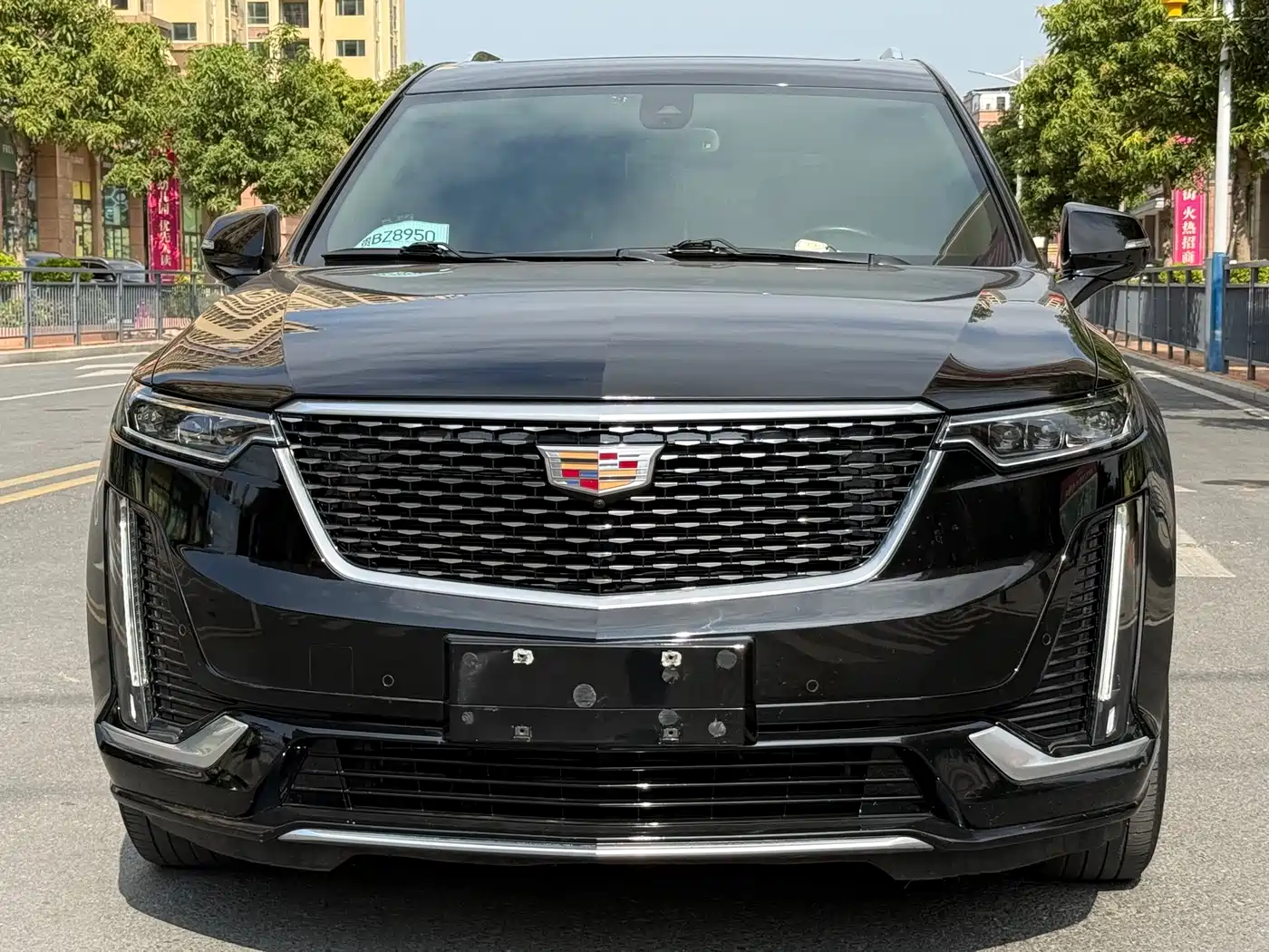 CADILLAC XT6