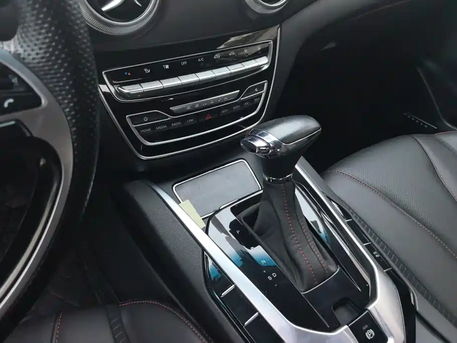 BAIC Senova D50 2019 2019 1.5T CVT Premium Edition China VI