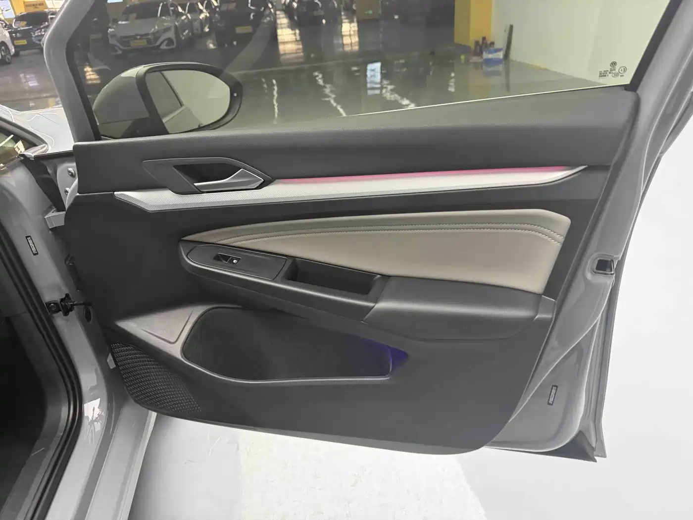 Volkswagen Golf 2023 Facelift 280TSI DSG Pro фото 11