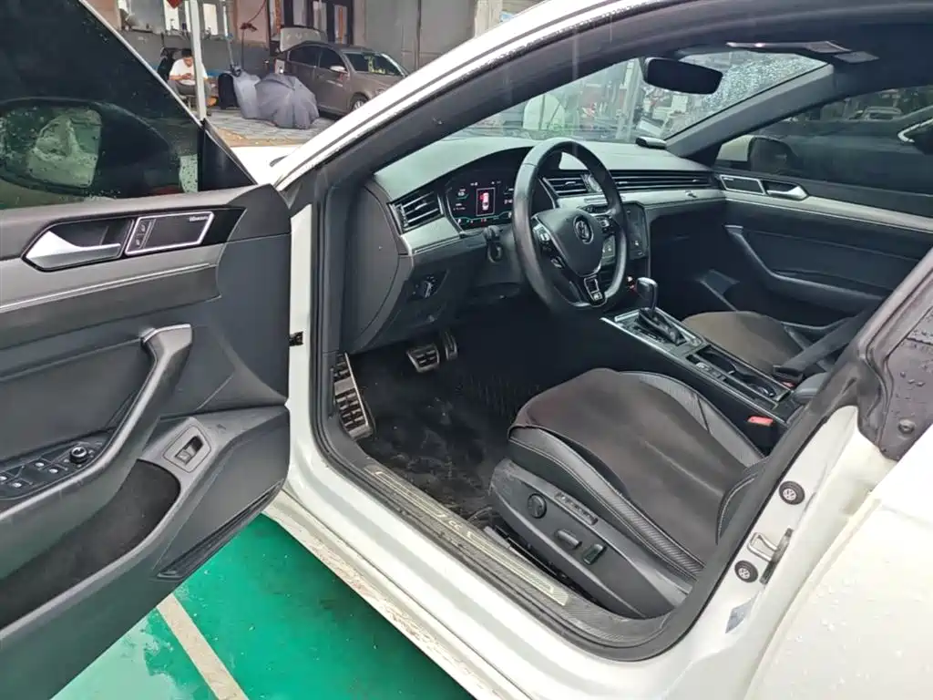 Volkswagen FAW-Volkswagen CC 2020 330TSI Glamour Version China VI фото 16
