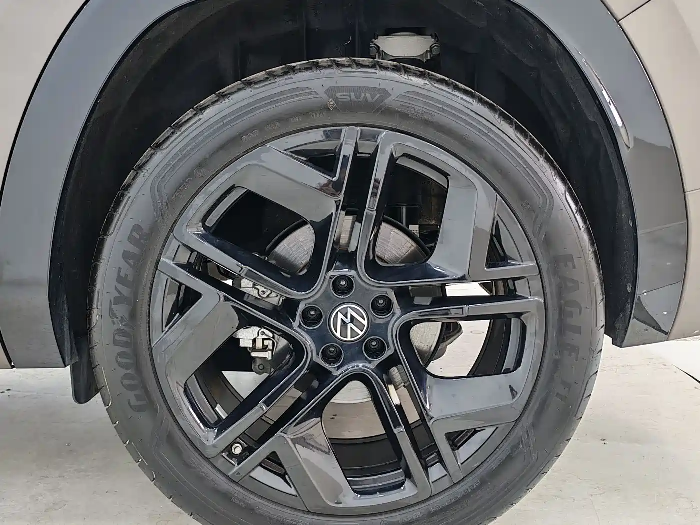Volkswagen Teramont 2025 Teramont Pro 450TSI 4WD Summit Edition фото 17