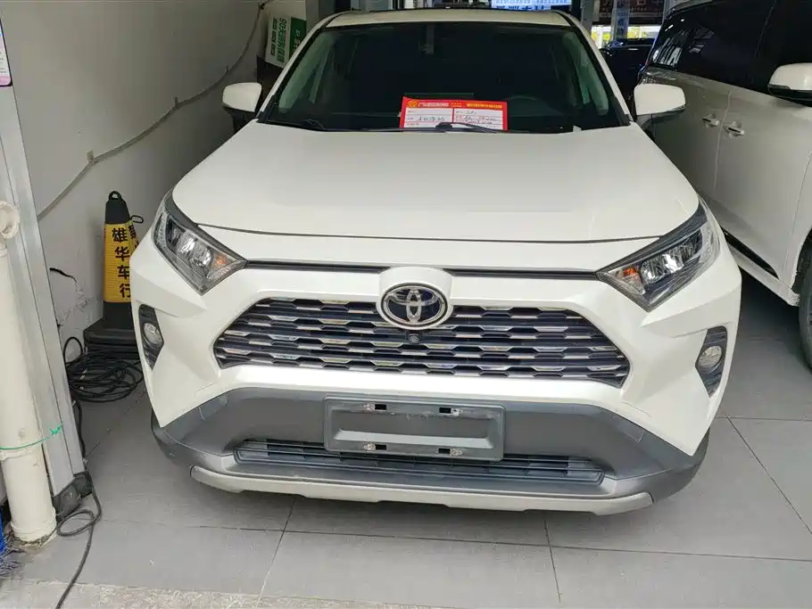 Toyota RAV4 Rongfang 2020 2.0L CVT AWD Trend Edition фото 2
