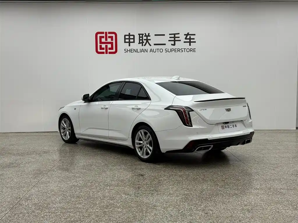 CADILLAC CT4