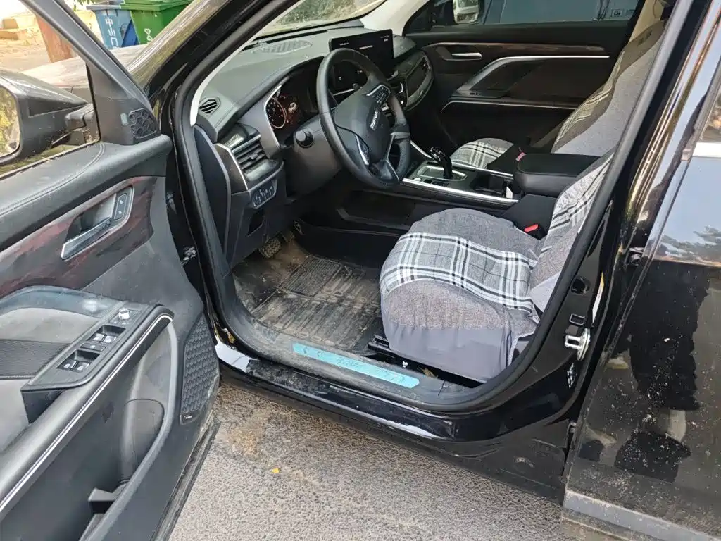 Photo 17 - Haval H6