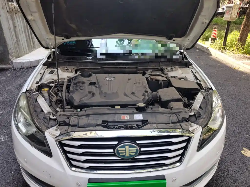 Фото 16 - Besturn B70