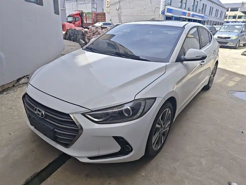 Hyundai Elantra 2016 Model 1.6L Automatic Smart Elite