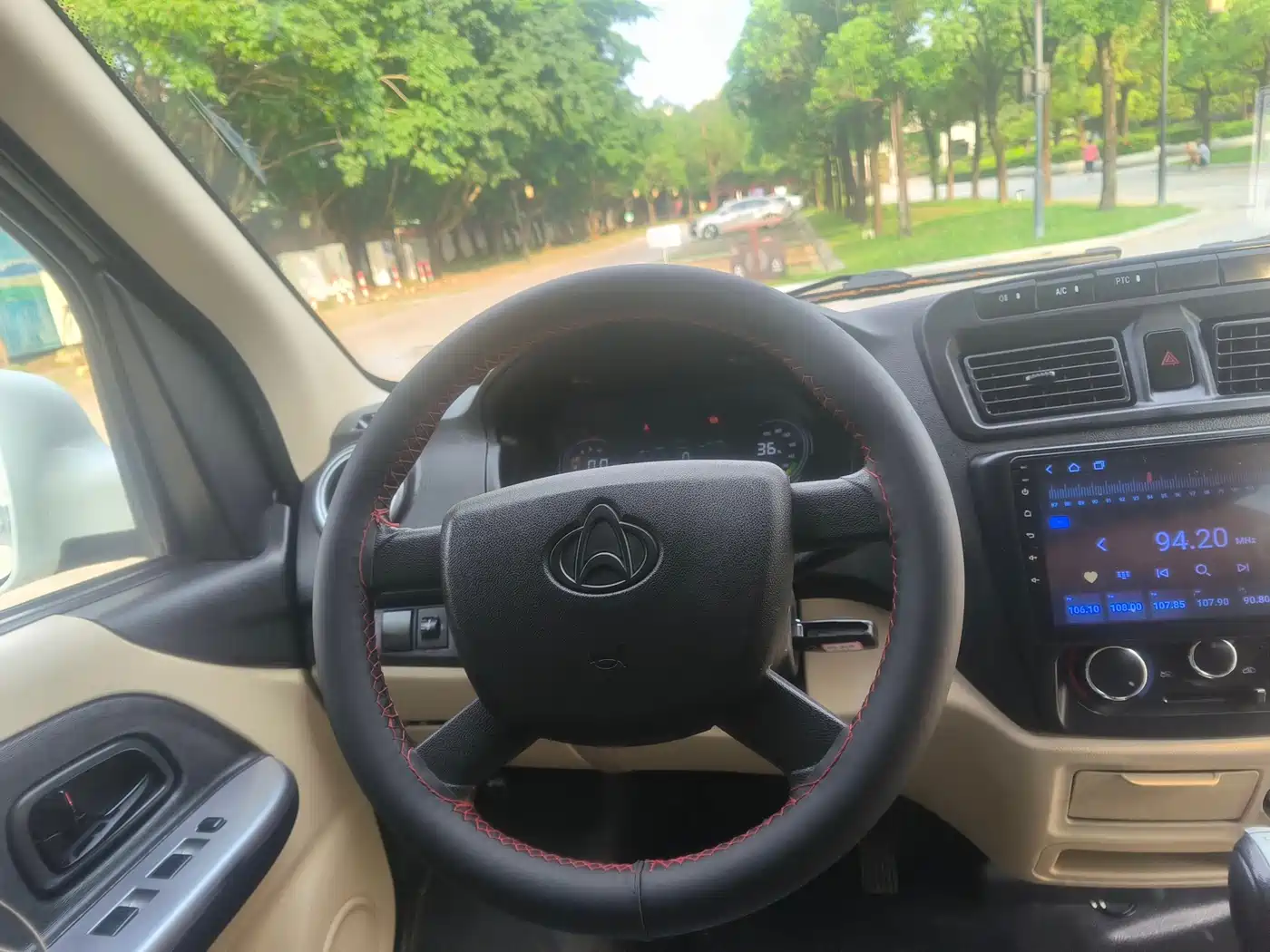 Changan Kaicheng Changan Ruixing EM80 2024 2024 Split-door Standard 2 Seats 41.86kWh