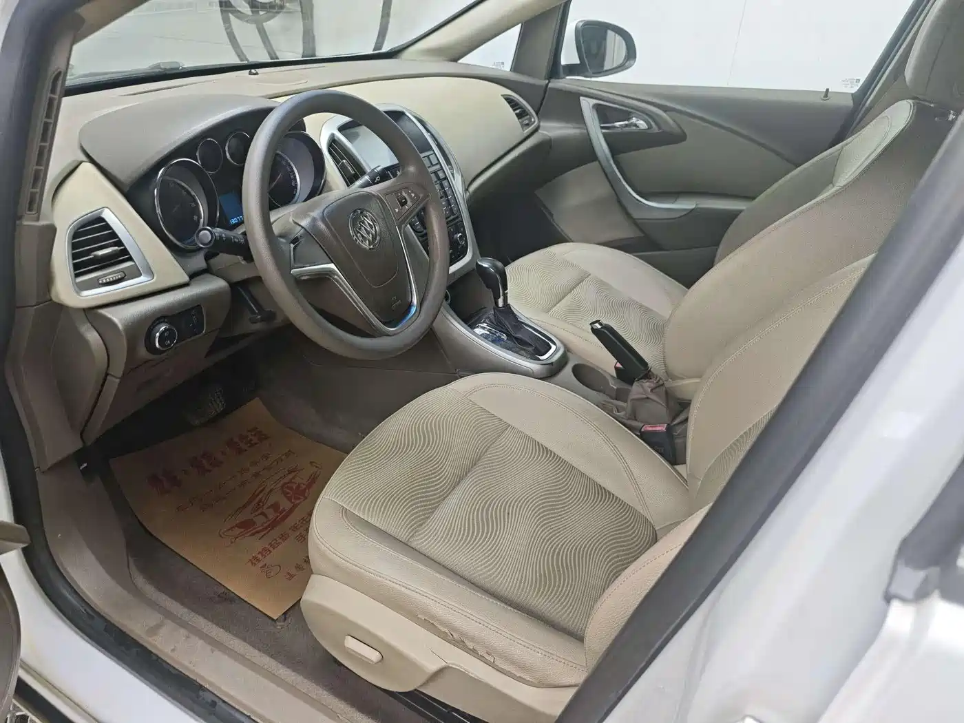 Buick Excelle 2013 GT 1.6L Automatic Comfort Edition фото 5