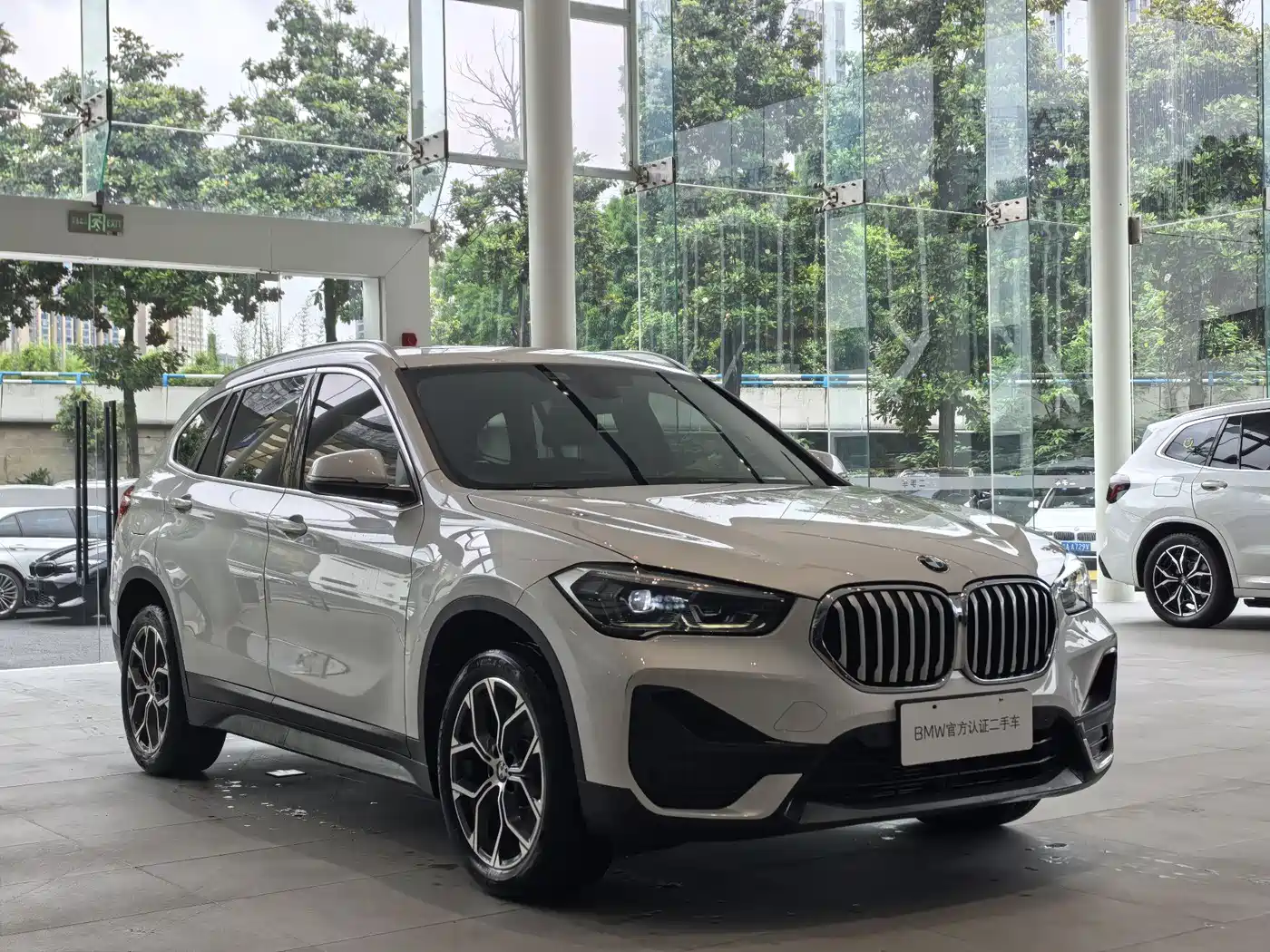 BMW X1 2022 sDrive25Li Leading фото 3