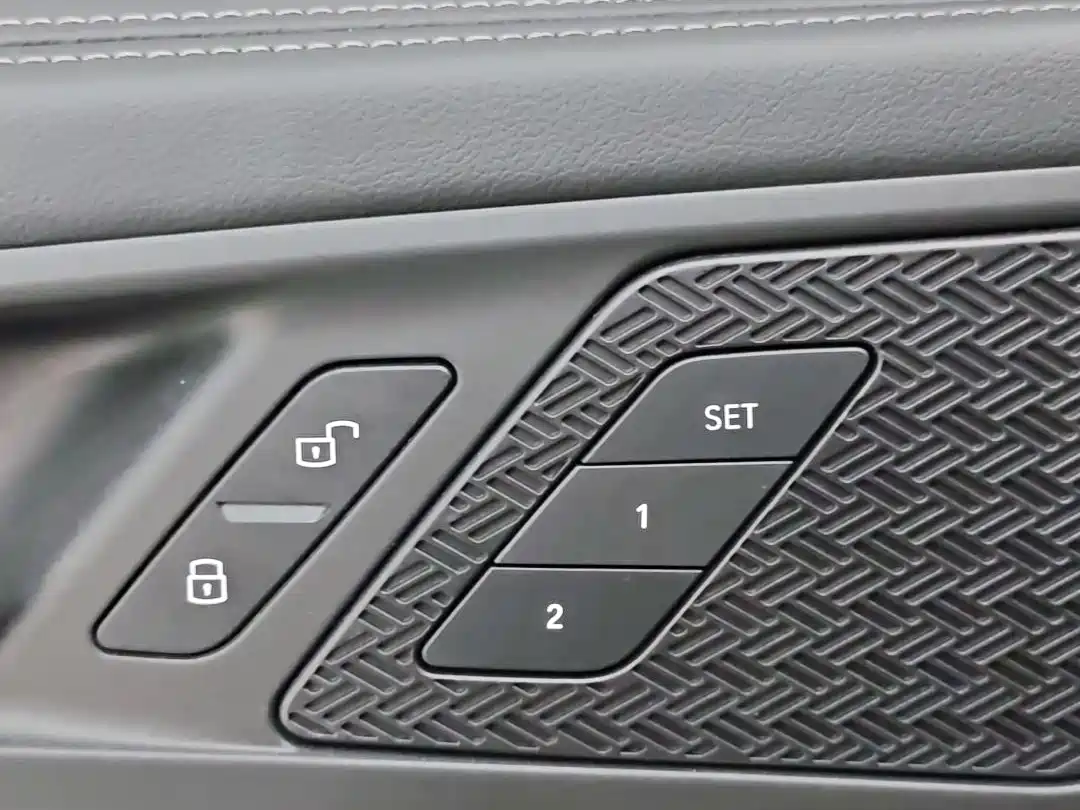 BMW X1 2023 sDrive20Li X Design Package фото 15