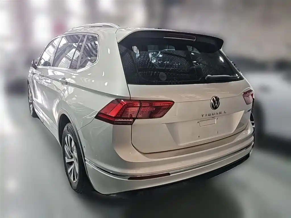 VOLKSWAGEN TIGUAN L NEW ENERGY