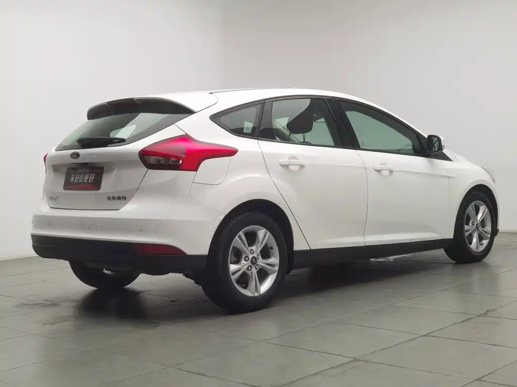 Ford Focus 2018 2018 Hatchback Classic 1.6L Automatic Comfort Smart Edition