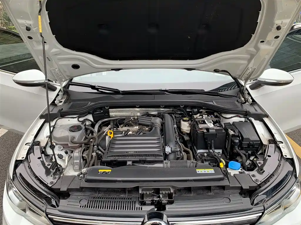 Volkswagen Golf 2023 280TSI DSG Pro фото 18