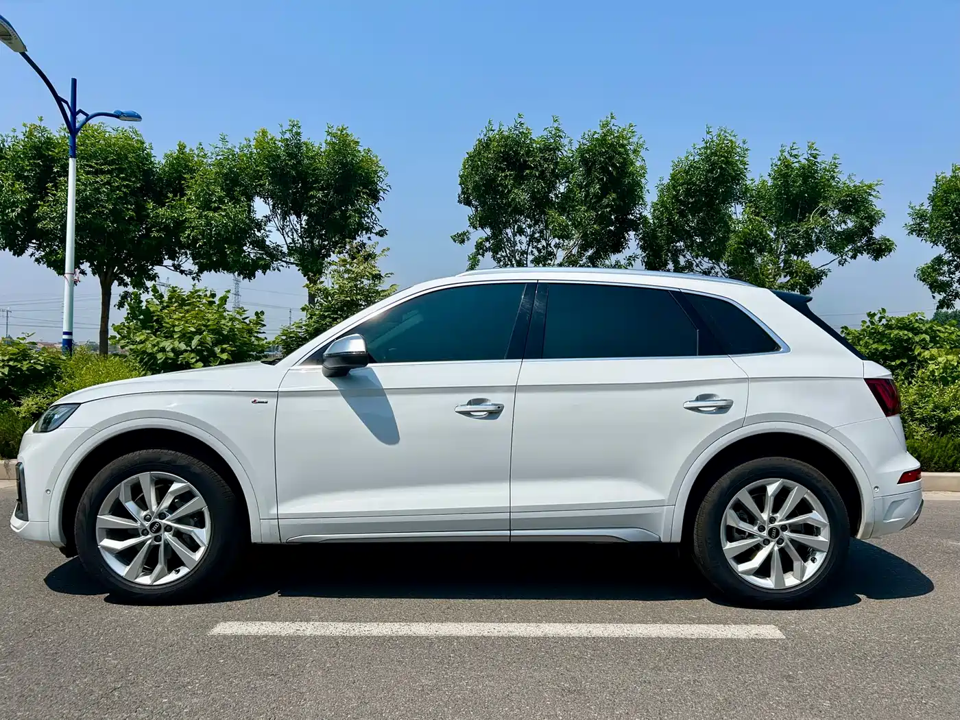 Audi Q5L 2021 40 TFSI Luxury Dynamic фото 3