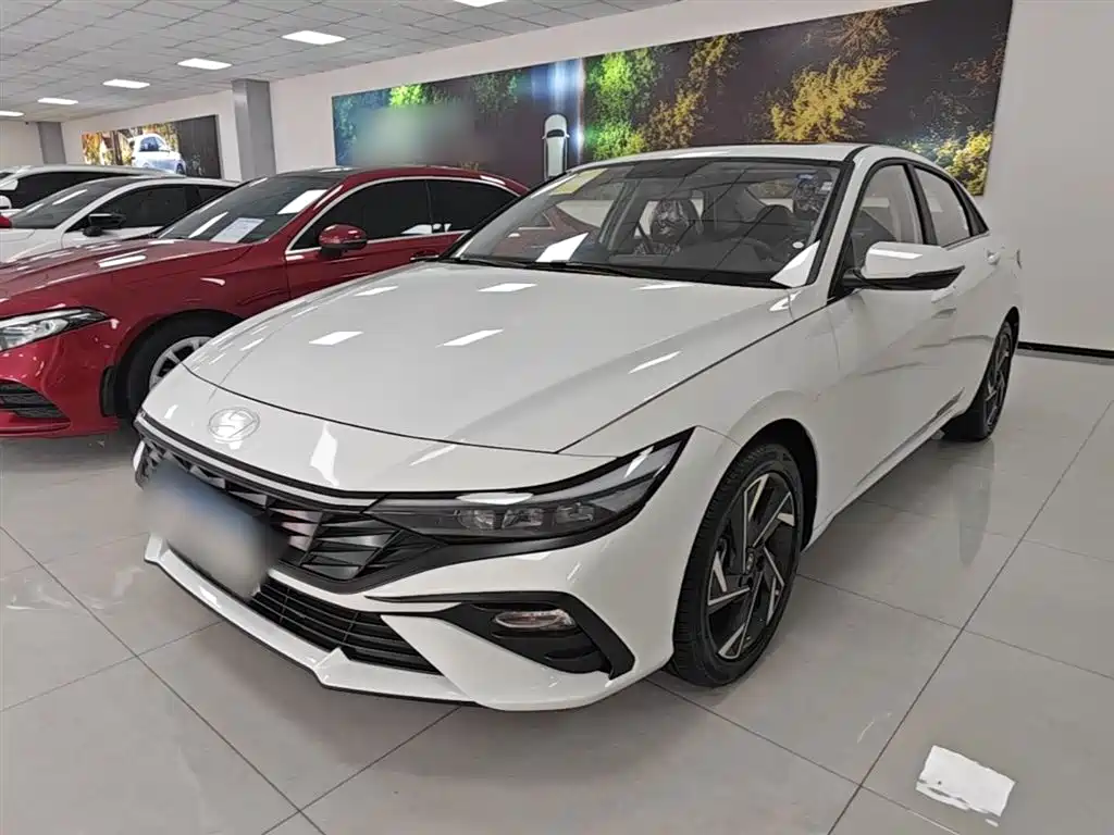 Hyundai Elantra 2023 1.5L CVT GLX Elite Edition